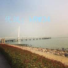 ĩ